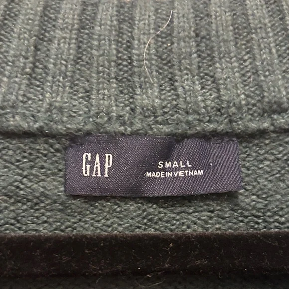 GAP Forest Green Women's Crew Neck Sweater - Picture 2 of 2